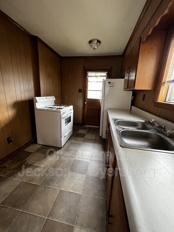 Building Photo - 1223 Hornbrook St