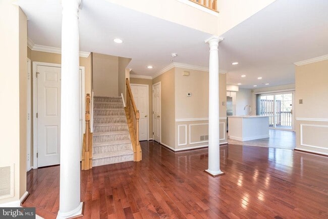 Building Photo - 940 Bentley Ct