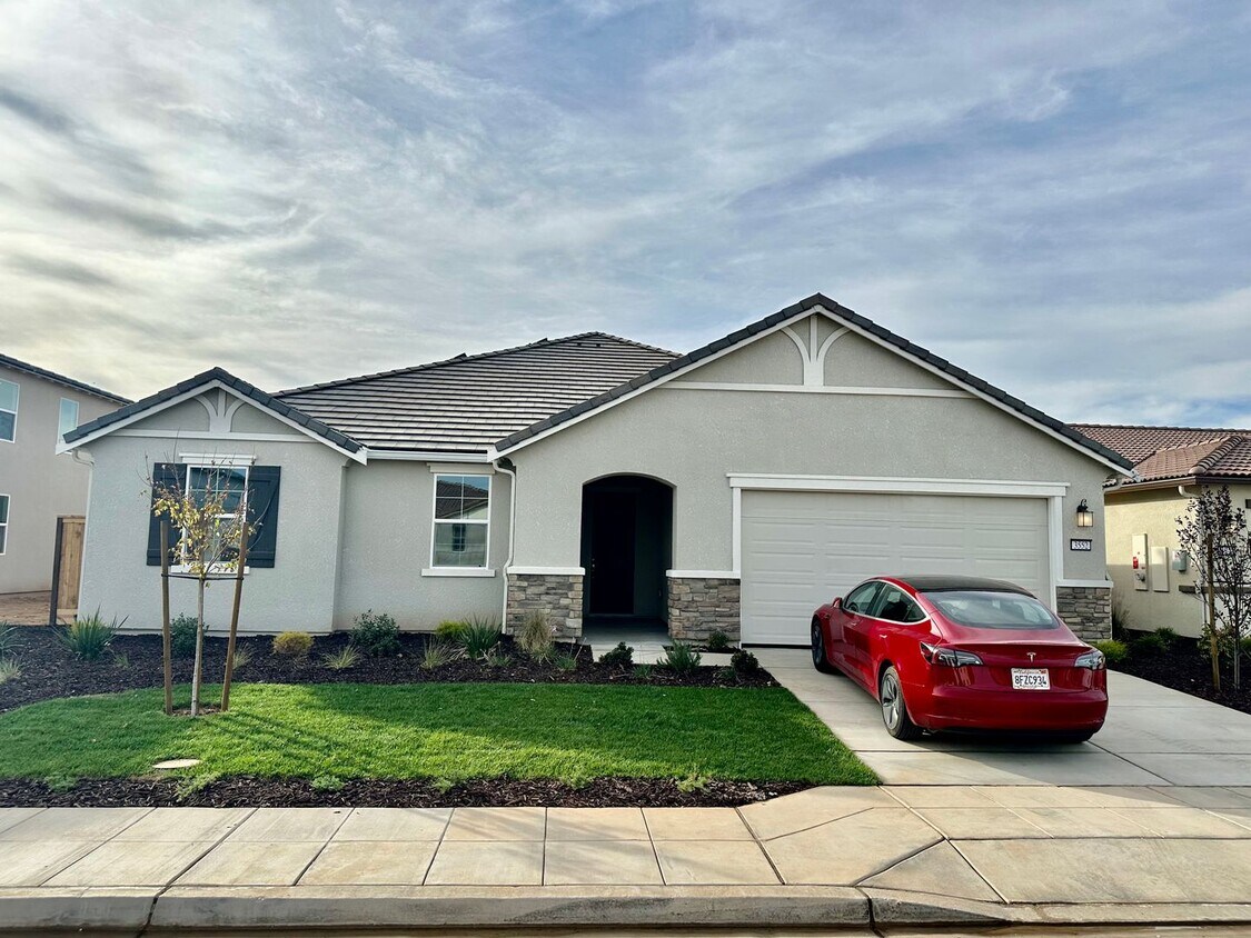 Foto principal - Lovely 4/2 Near Clovis East