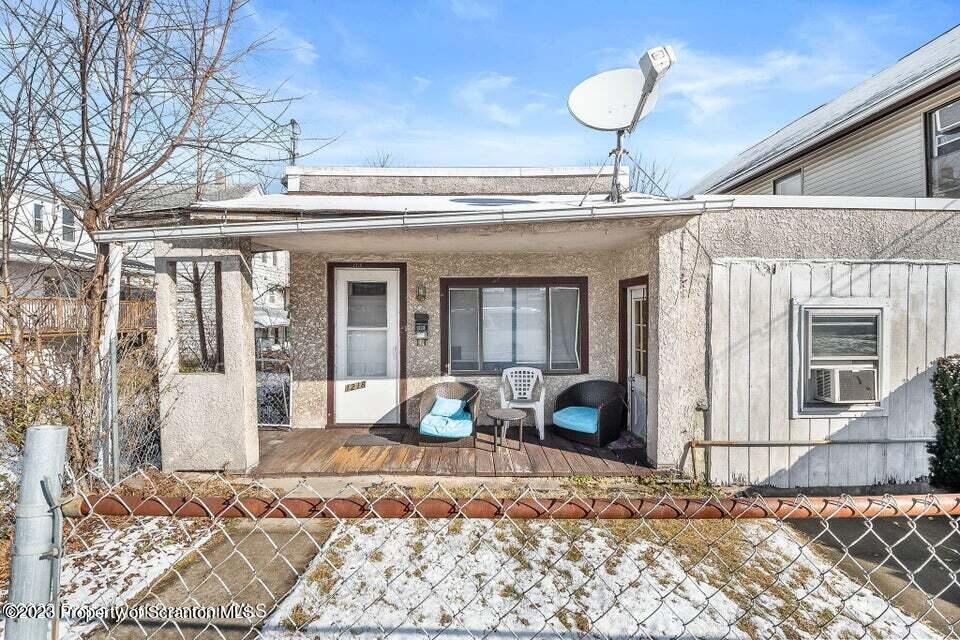 1218 Swetland St, Scranton, PA 18504 House Rental in Scranton, PA