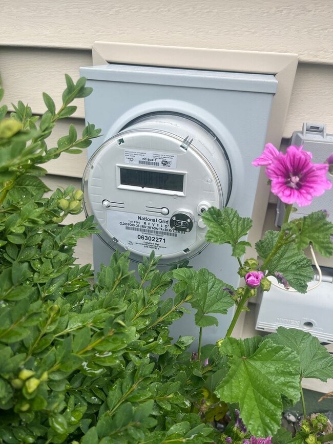 Photo - 336 Westlind Rd House