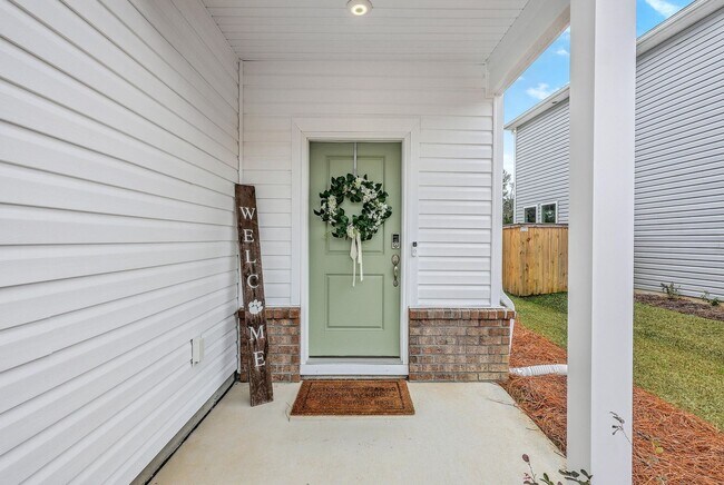 Foto del edificio - 4 Bedroom Pond View Rental Home in Cane Bay | Jasmine Point Summerville SC
