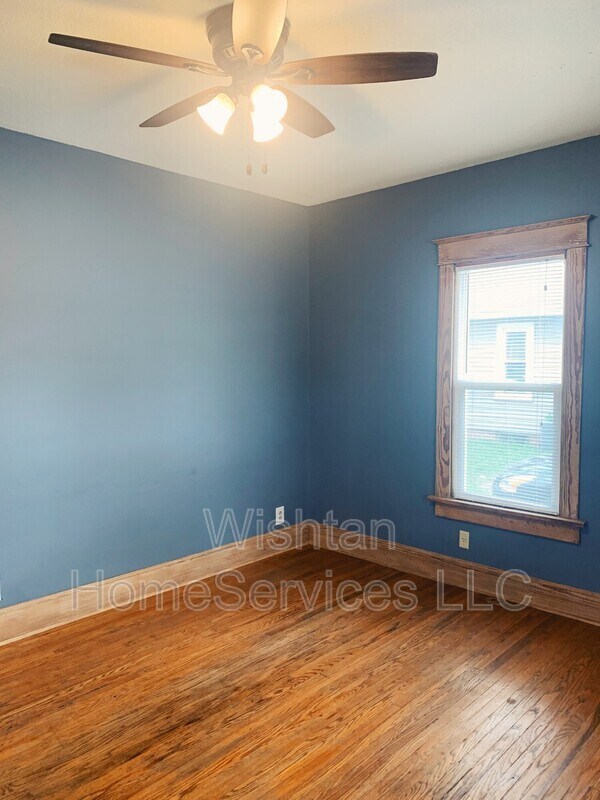 630 W Orchard Dr, IL 61455 House Rental in IL