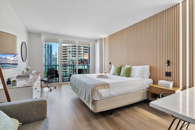 Foto del edificio - 2889 McFarlane Rd