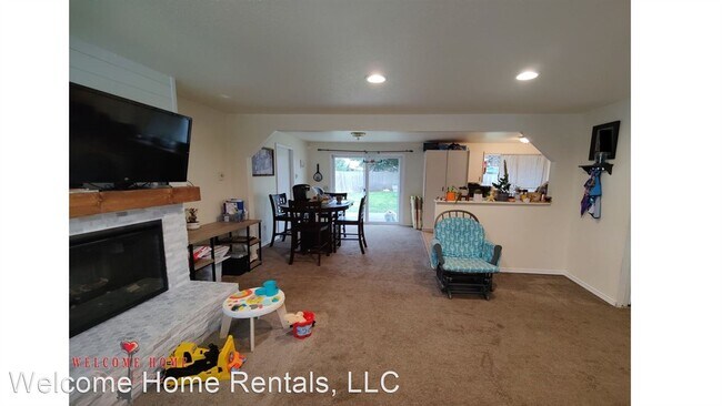 Building Photo - 3 br, 1 bath House - 910 Gregory Way SE
