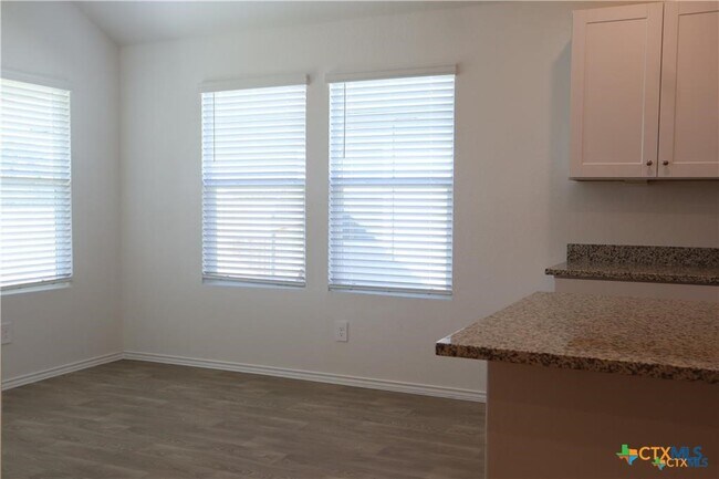 Foto del edificio - 1060 Pronghorn Trl