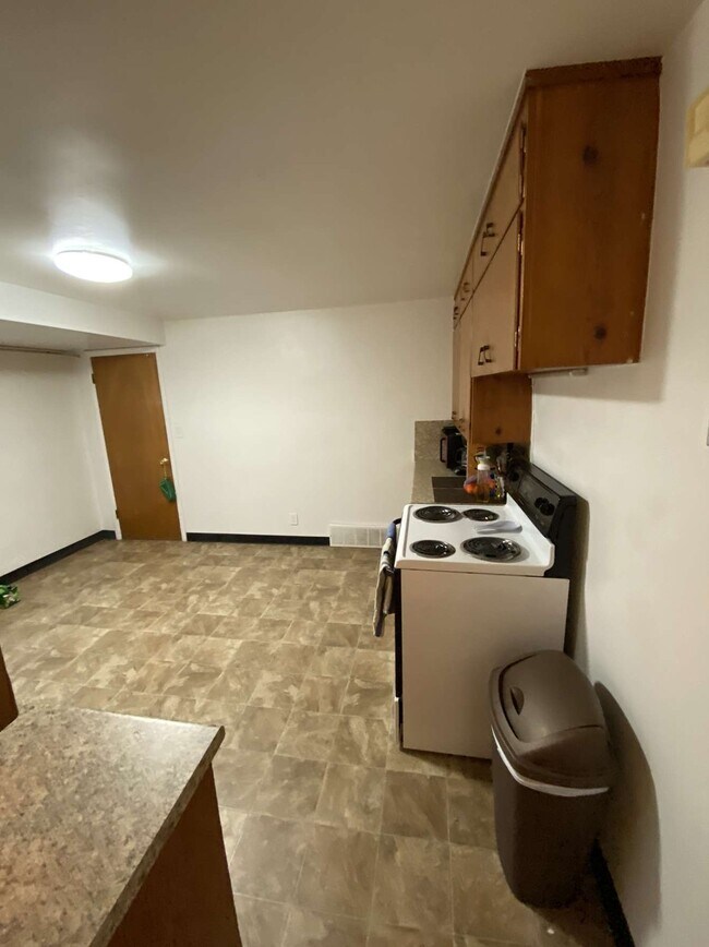 Foto del edificio - 486 W 100 N