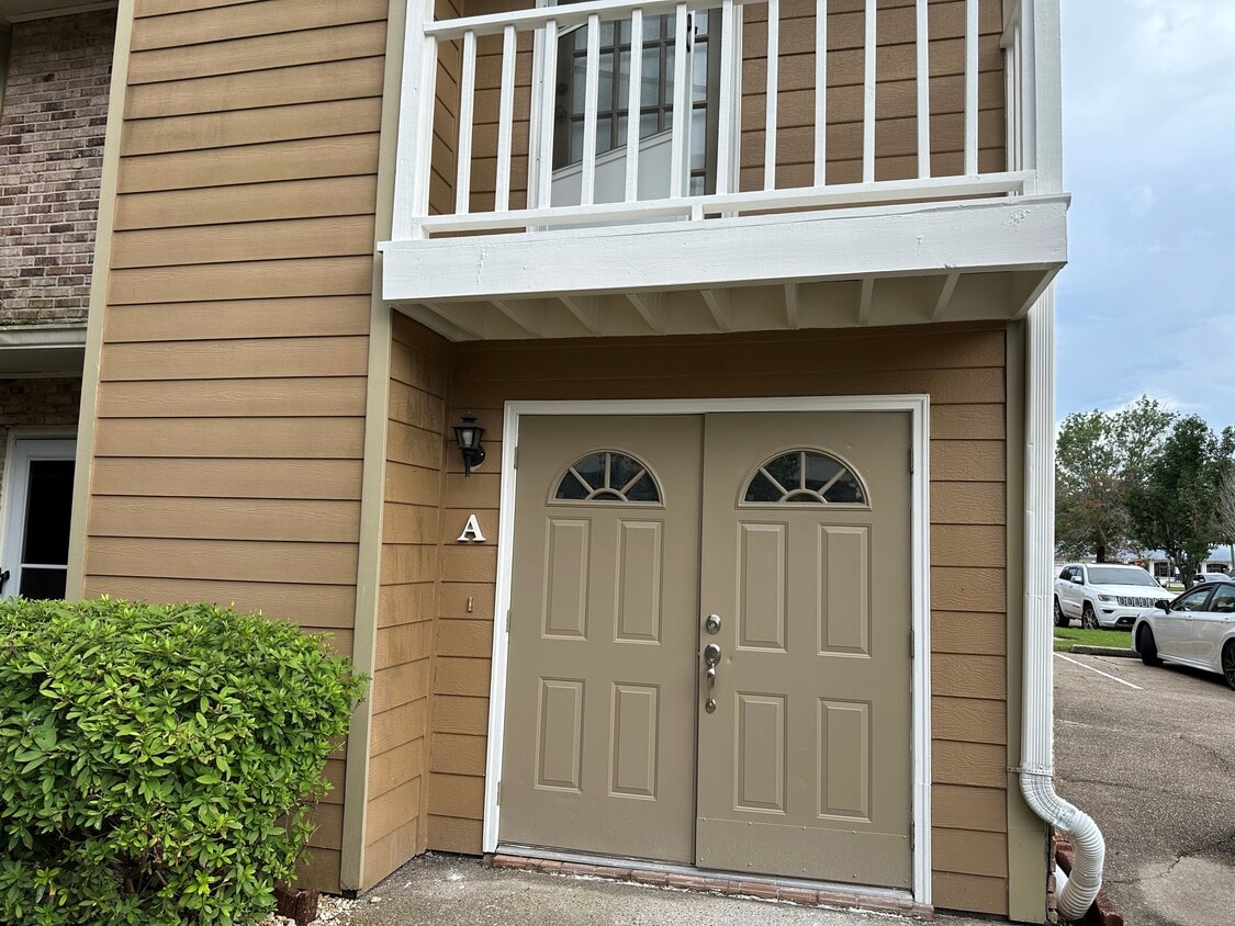 Photo - 421 Longwood Ct (Baton Rouge, LA)