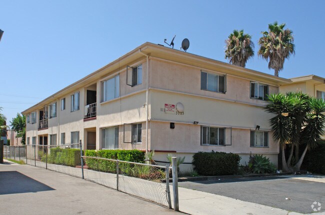 Building Photo - 3725 Midvale Ave