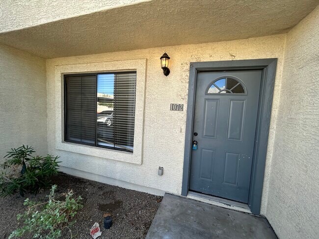 Foto del edificio - 7801 N 44th Dr