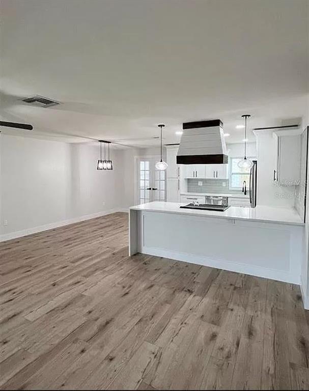 Foto del edificio - 3136 Laird Dr