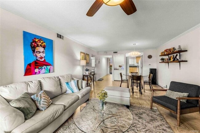 Building Photo - Resort-Style Living in Signal Hill - 2 Bed/2 Bath Condo for Lease