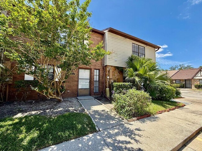 Foto del edificio - 3416 Sunrise Villas Ct N