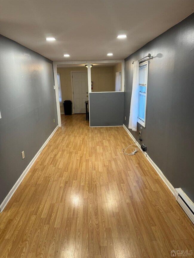 Building Photo - 108 NJ-35
