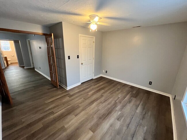 Foto del edificio - Charming 3 Bedroom 1 Bathroom House