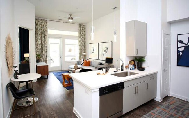 Foto del edificio - 3 bedroom in Richardson TX 75082