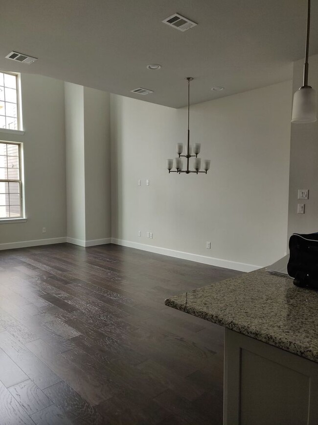 Building Photo - 5822 Callisto Ct