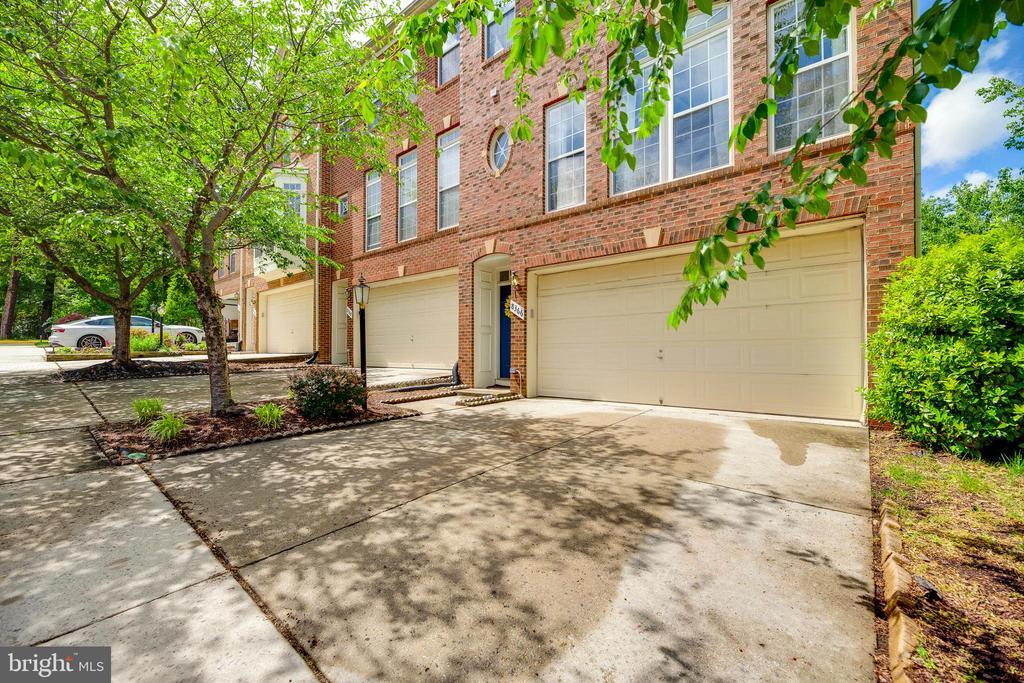 8366 Derwent Valley Ct, Lorton, VA 22079 Townhome Rentals in Lorton