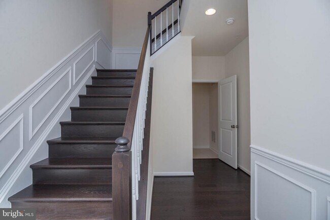 Foto del edificio - 4939 Trail Vista Ln