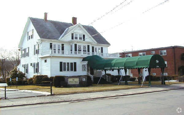 Primary Photo - 322-326 Copeland St