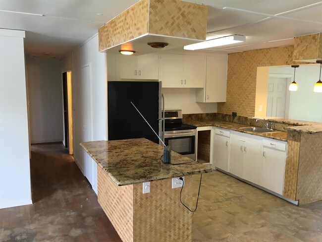 Building Photo - 16-2135 Ginger Ln