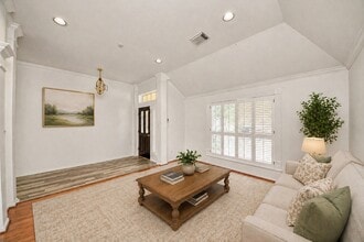 Building Photo - 5527 Moss Meadow Ct