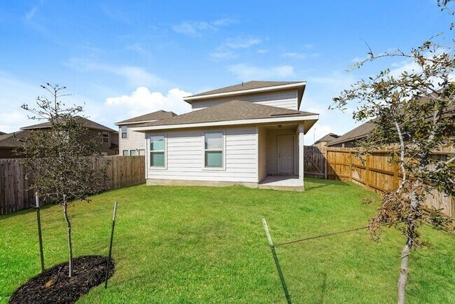 Building Photo - 9330 Somers Bend
