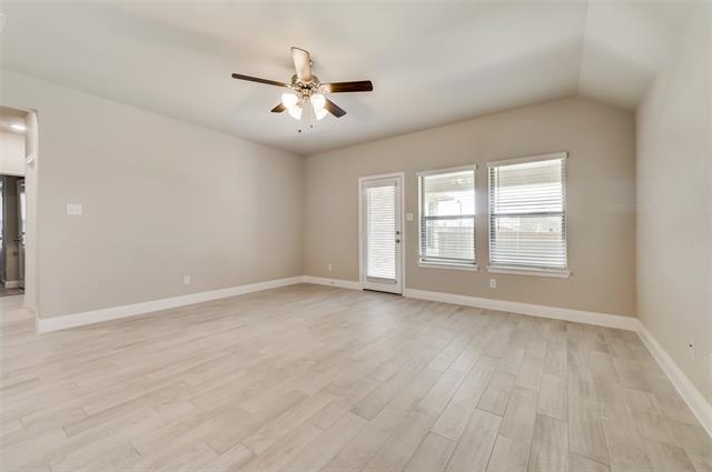 Foto del edificio - 2317 Mount Olive Ln