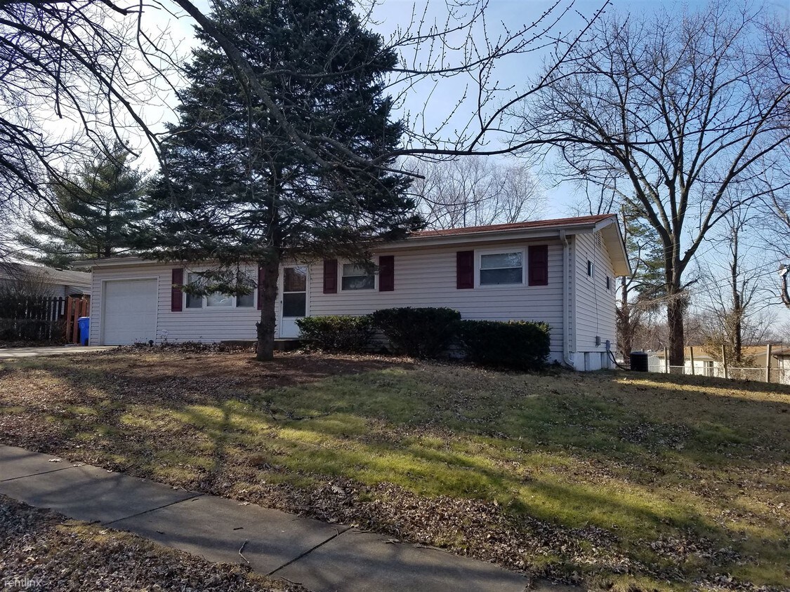 Foto principal - 1255 Carmona Dr