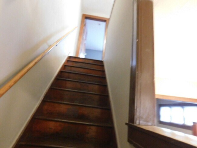 Foto del edificio - 3100-3102 Linden Avenue