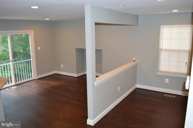 Foto del edificio - 4402 Birchtree Ln