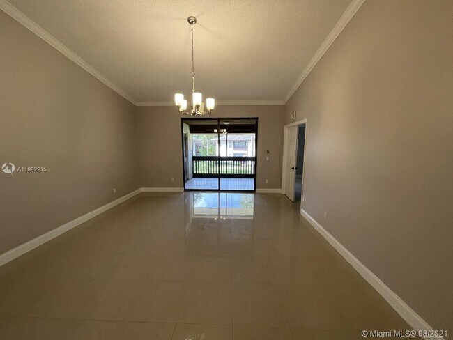 Foto del edificio - 9352 Sable Ridge Cir