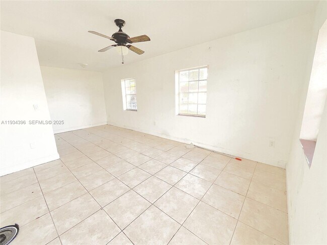 Foto del edificio - 15410 NW 29th Ct
