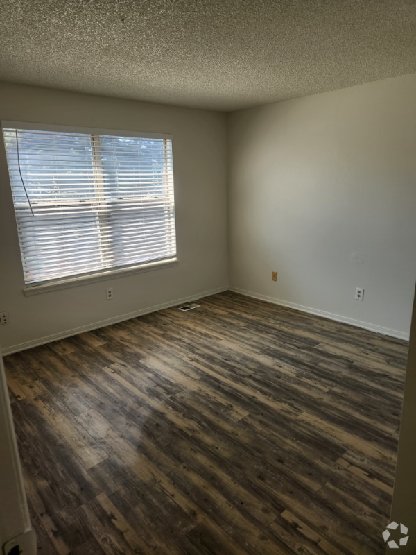 17657 E Loyola Dr