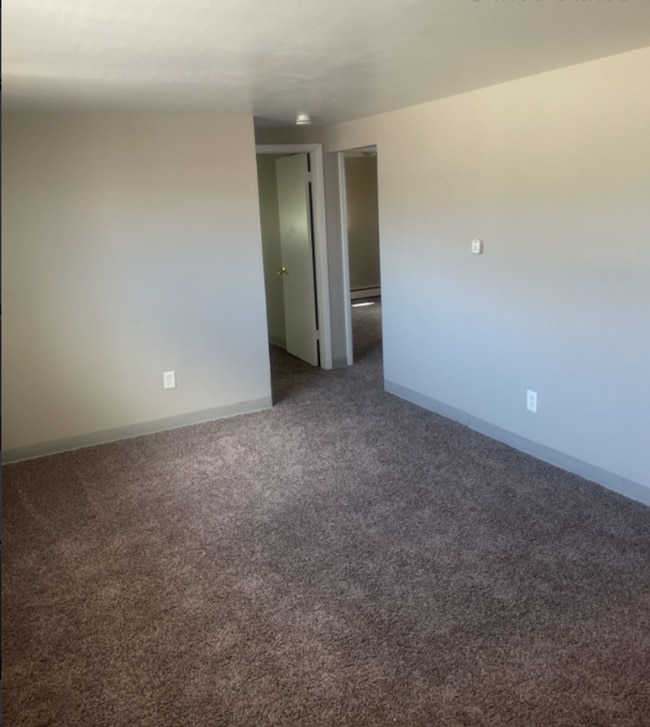 Photo - 2 Bedroom 1 Bathroom Westminster Quadplex - Lower unit Apartment