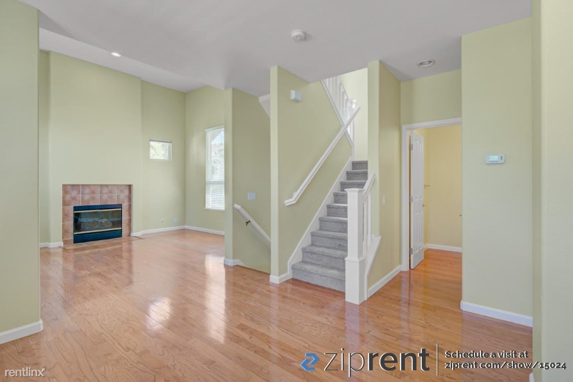 Primary Photo - 3 br, 3.5 bath Townhome - 137 Montelena Co...