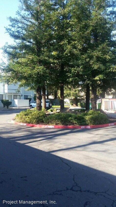 Foto principal - 5725 Main Ave