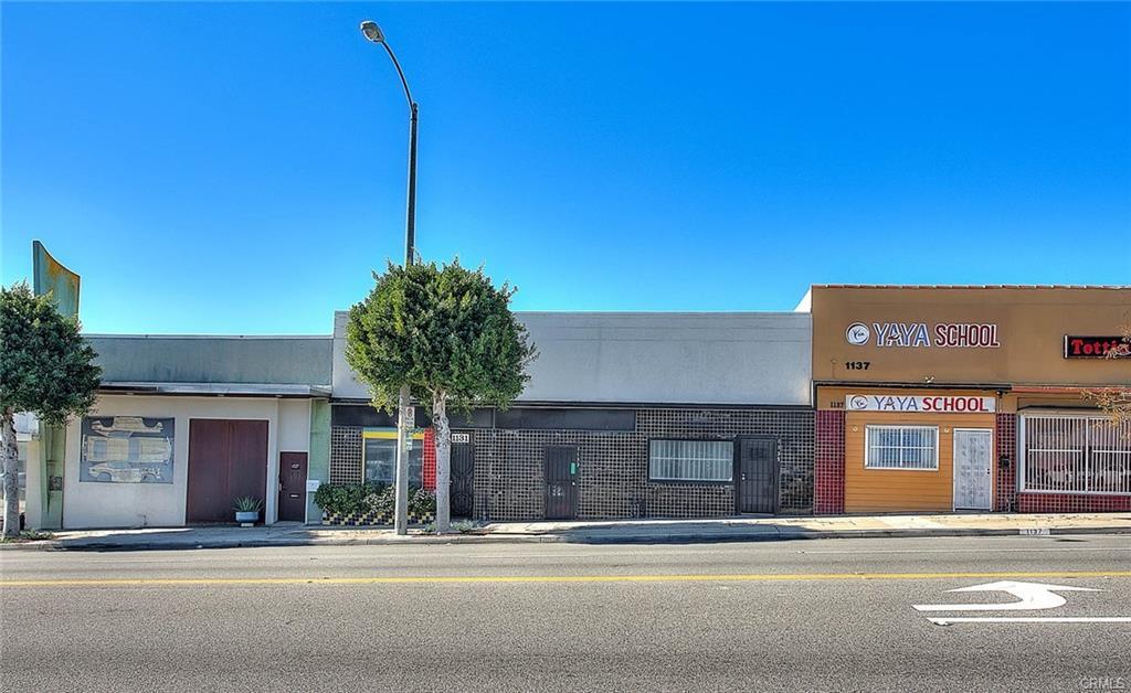 Primary Photo - 1135 N La Brea Ave