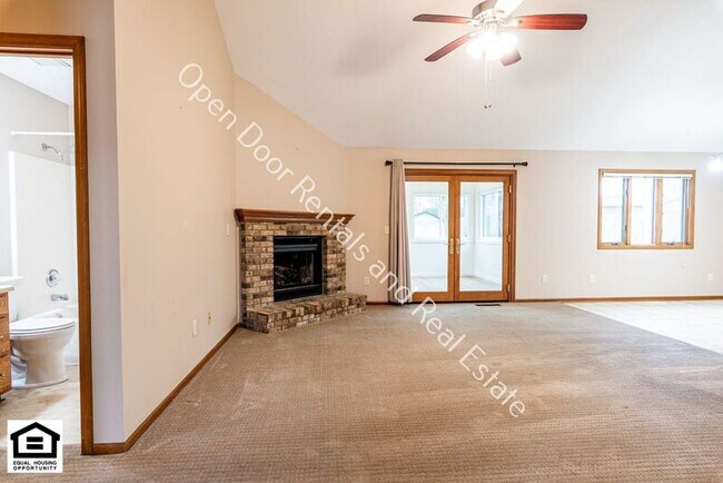 Foto del edificio - 9530 Mariners Ridge Dr