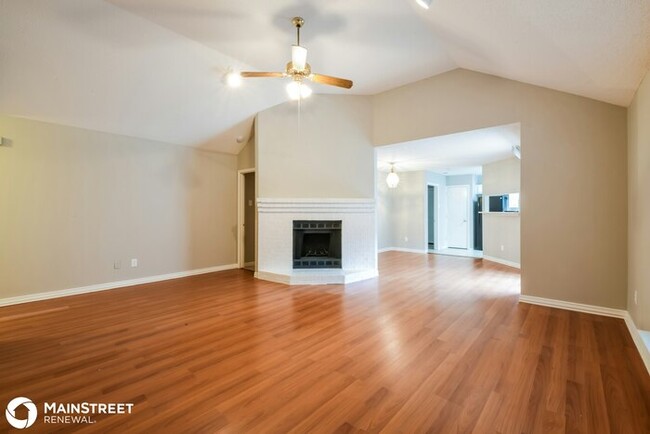 Building Photo - 1020 Old Barn Ln, Mesquite, TX 75149