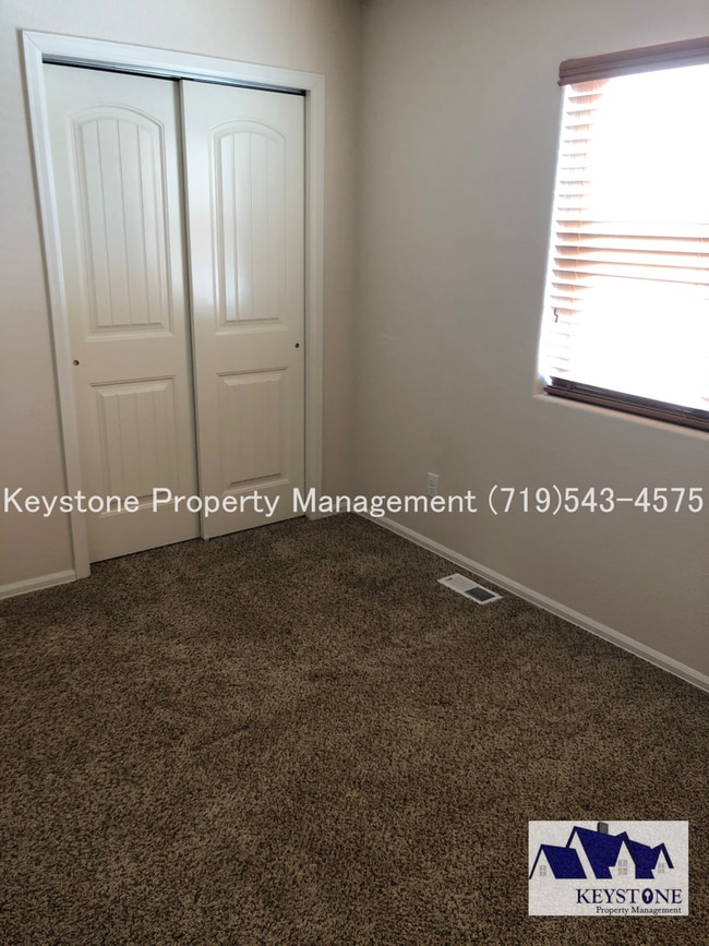 Building Photo - Stay Cool with Central Air! Two-Story Home with 3 Bedrooms/2 Bath/2 Car Garage $1,900/$1,900