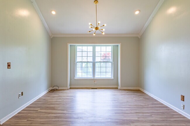Foto del edificio - Spacious & Stylish 3-Bedroom Townhome in S...