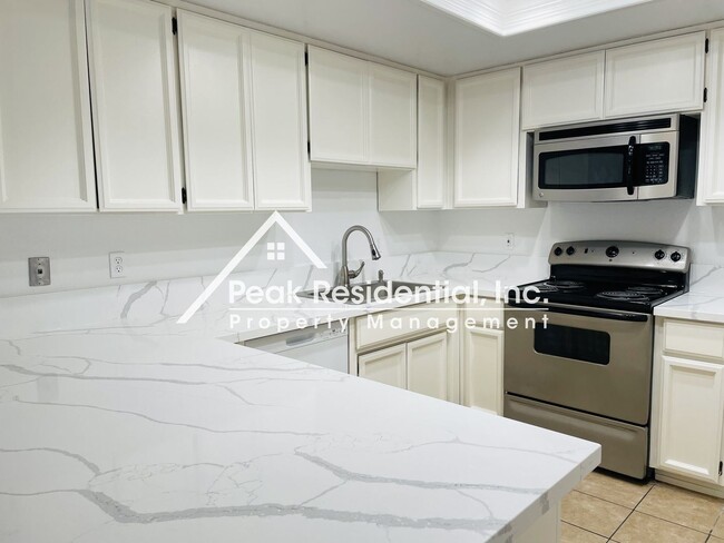 Foto del edificio - 2 br, 2 bath House - 3350 Meadow Way