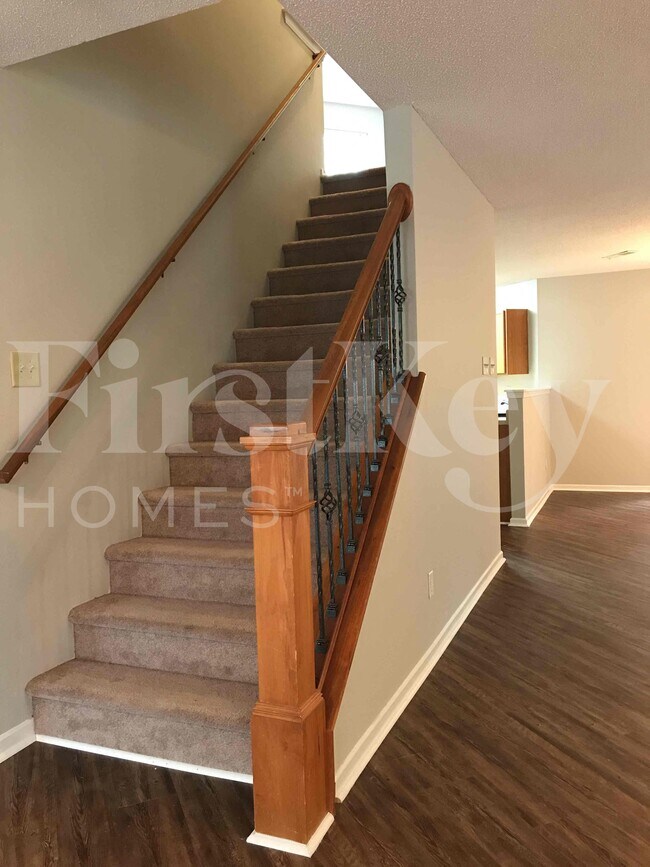 Foto del edificio - 6318 Cascade Cir