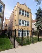 Building Photo - 2620 N Springfield Ave