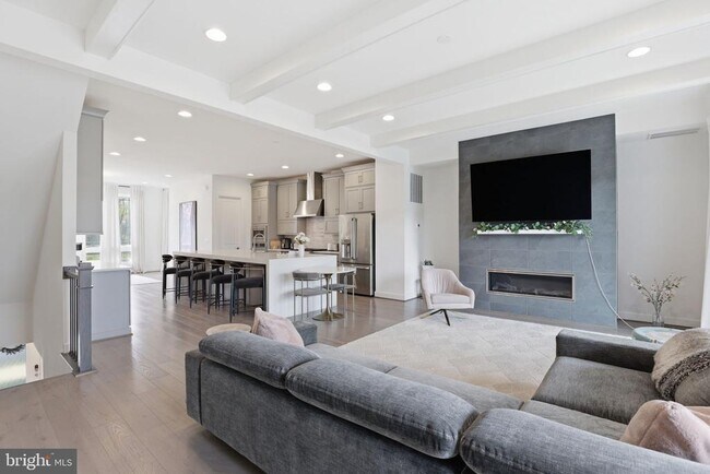 Foto del edificio - 20246 Northpark Dr