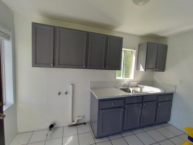 Building Photo - 285 Wapello St