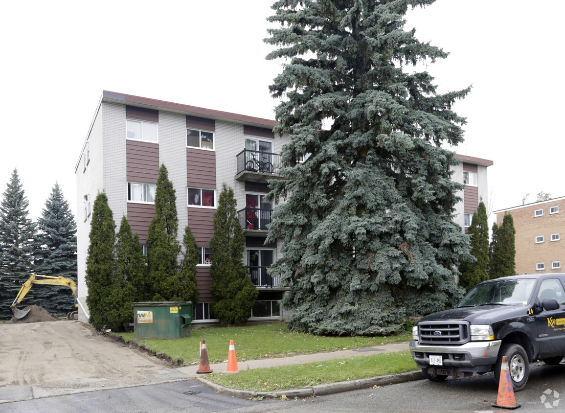 425 Hazel St, Waterloo, ON N2L 3P7 Apartments 425 Hazel St Waterloo