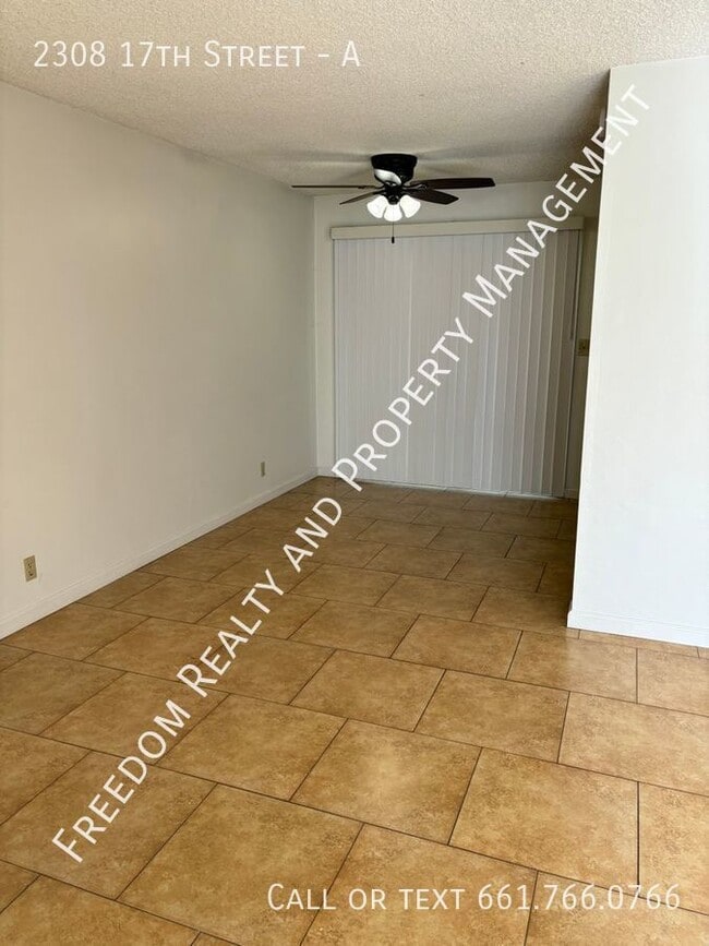 Building Photo - 2308 17th Street Unit A