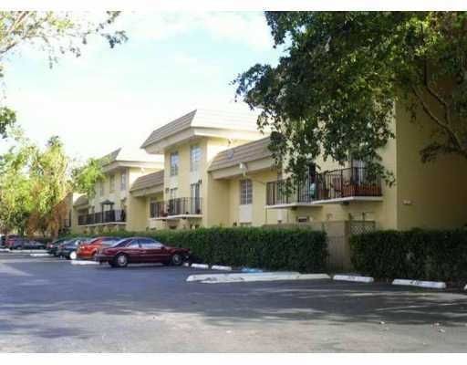 Primary Photo - 8550 SW 109th Ave